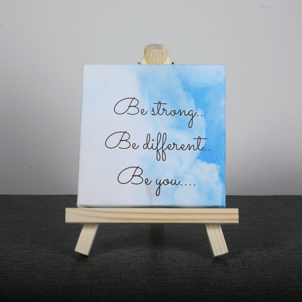 Easel Stand with Mini Canvas Motivational Quote “Be Strong Be Different Be you” for Office/Desk Decor/Home Decoration/Gift Purpose/Table Decorative Showpiece.